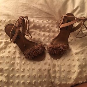 COPY - SASS Steve Madden nude heels